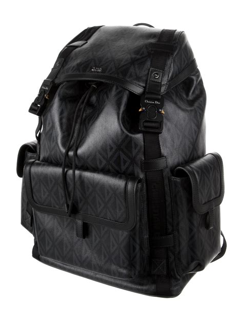 christian dior backpack men.